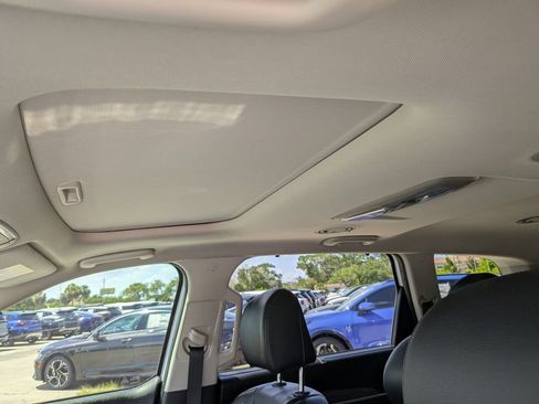 Certified 2022 Kia Telluride EX FWD image 21
