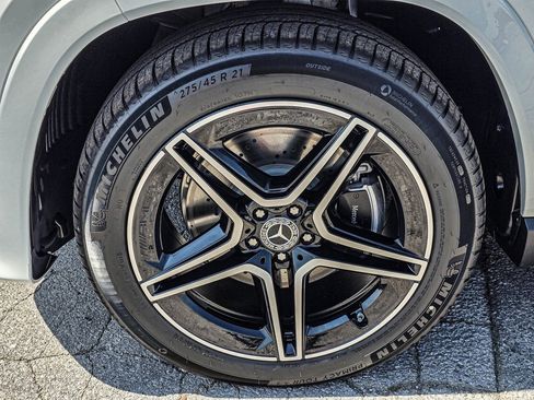 New 2026 Mercedes-Benz GLS 450 4MATIC image 7