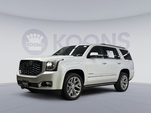Used 2019 GMC Yukon Denali w/ Denali Ultimate Package AWD/4WD image 1