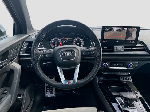 Used 2022 Audi SQ5 Premium Plus image 18