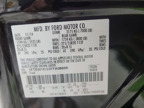 Used 2015 Ford F150 Platinum w/ Equipment Group 701A Luxury AWD/4WD image 33