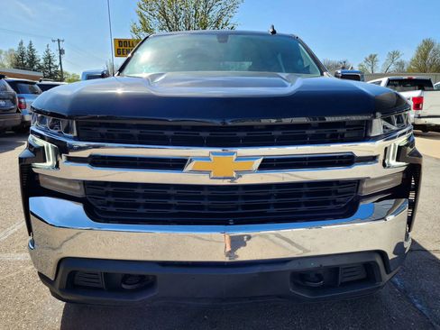 Used 2021 Chevrolet Silverado 1500 LT AWD/4WD image 3