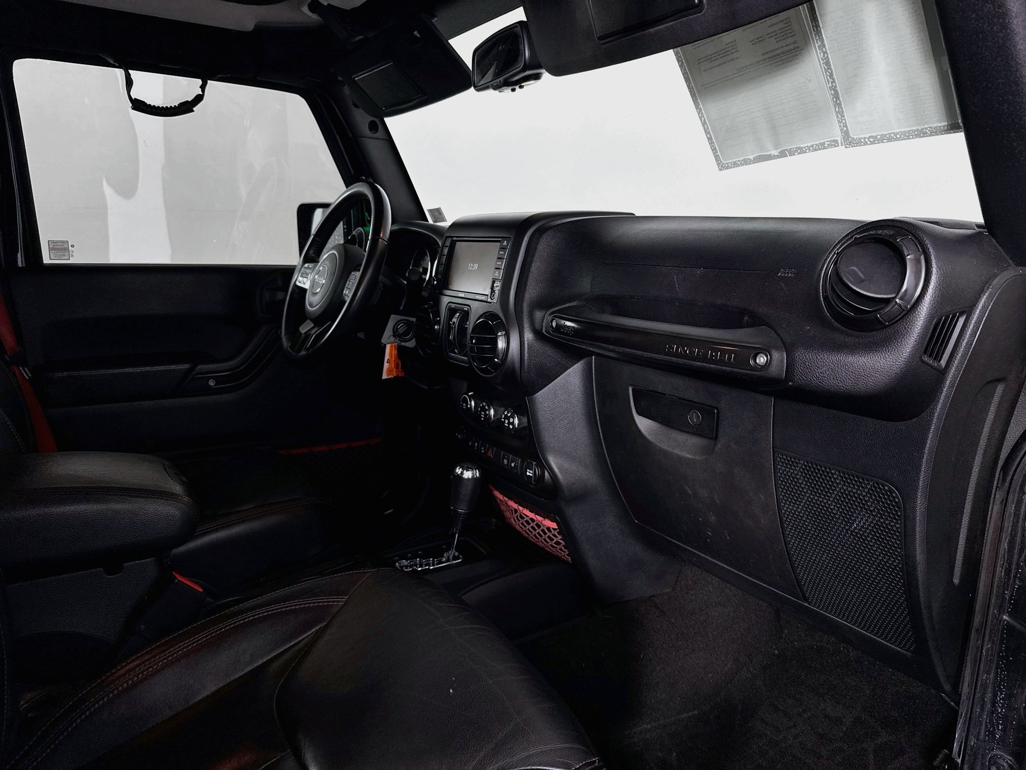 Used 2017 Jeep Wrangler Unlimited Rubicon AWD/4WD image 26