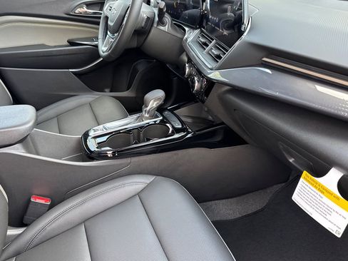 New 2026 Chevrolet Trax ACTIV FWD image 15