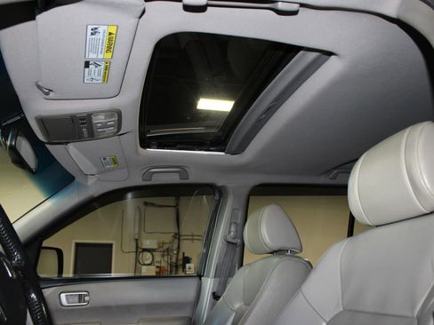 Used 2014 Honda Pilot EX-L image 24