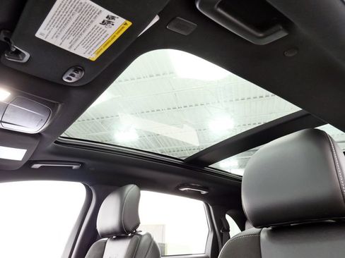 Used 2019 Ford Edge ST w/ Equipment Group 401A AWD/4WD image 34