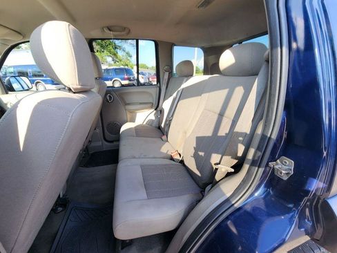 Used 2006 Jeep Liberty Limited AWD/4WD image 17