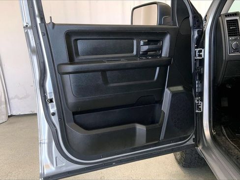 Used 2022 RAM 1500 Tradesman w/ Chrome Plus Package RWD image 25