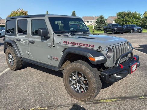 Used 2021 Jeep Wrangler Unlimited Rubicon AWD/4WD image 10