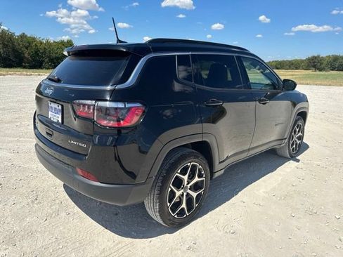 Used 2025 Jeep Compass Limited AWD/4WD image 5