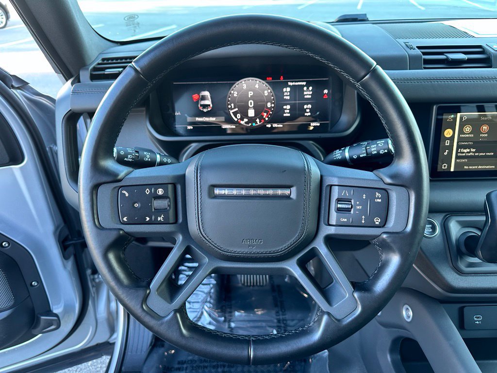 Used 2024 Land Rover Defender 90 X-Dynamic SE AWD/4WD image 13