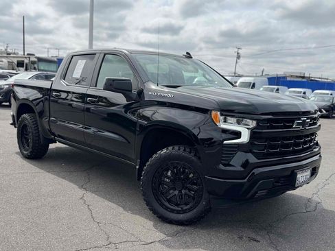 Used 2026 Chevrolet Silverado 1500 RST RWD image 8