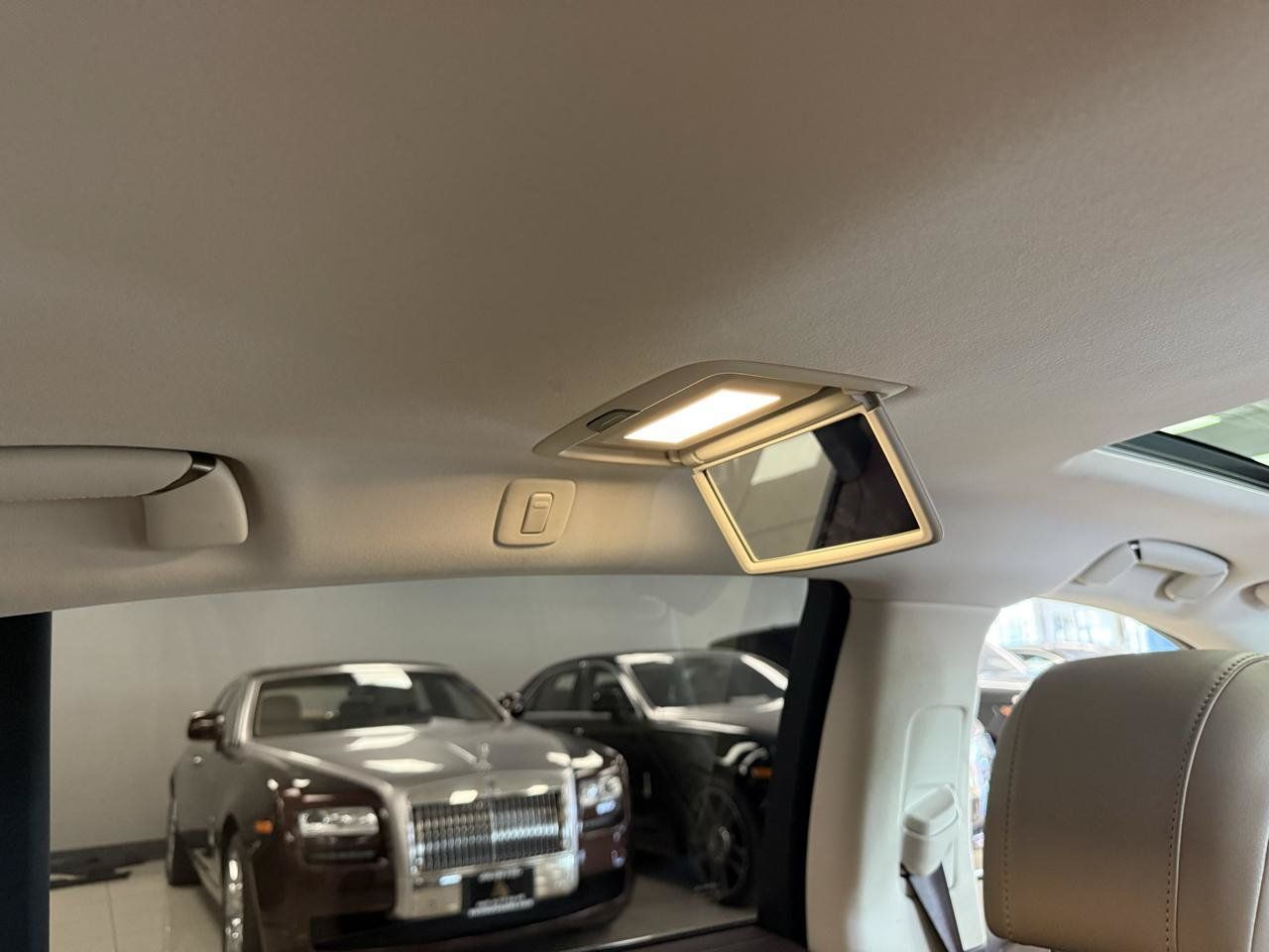 Used 2018 Lexus LS 500 w/ Accessory Package (Z2) RWD image 31