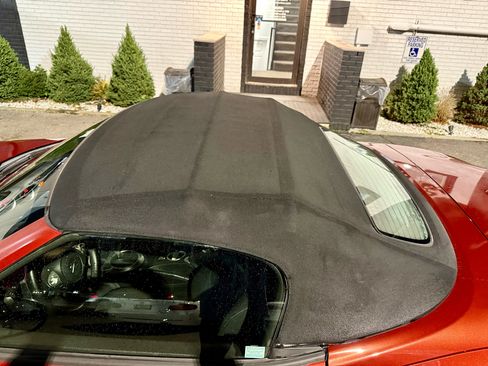 Used 2016 Nissan 370Z Roadster image 34