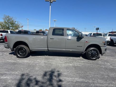 New 2026 RAM 3500 Limited image 7