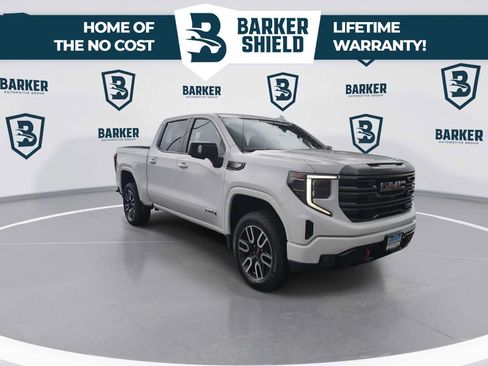 Used 2024 GMC Sierra 1500 AT4 w/ Technology Package AWD/4WD image 2