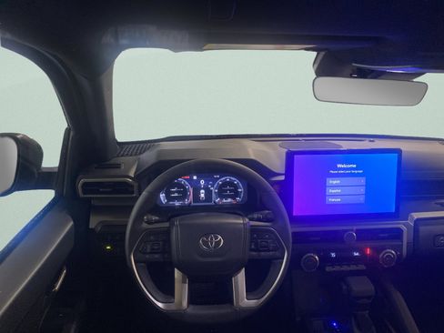 Used 2025 Toyota Tacoma SR5 image 14