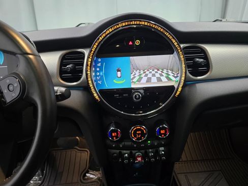 Used 2024 MINI Cooper S FWD image 15