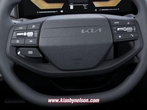 New 2026 Kia K4 FWD image 22