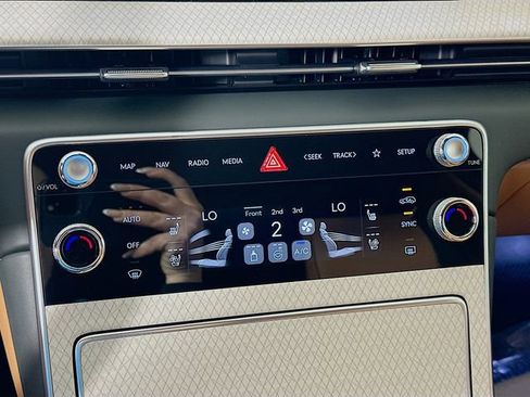 New 2026 Genesis GV80 3.5T Prestige image 14