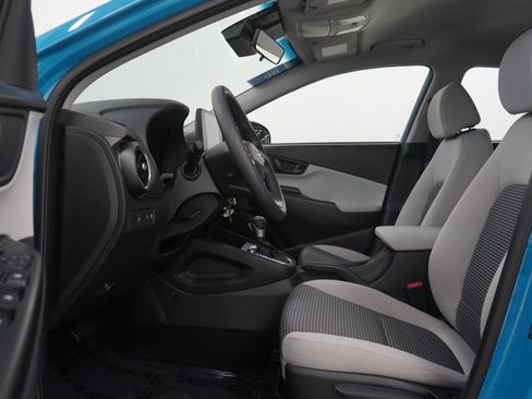 Used 2023 Hyundai Kona SE w/ Cargo Package image 18