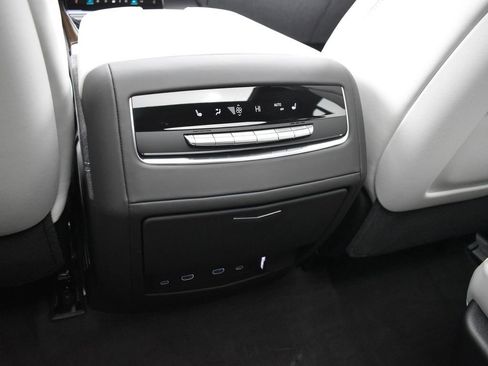 Certified 2026 Cadillac Escalade Platinum Sport w/ LPO, ONYX Package image 31