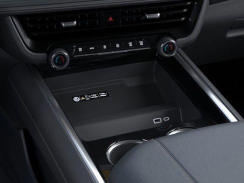 New 2026 Chevrolet Suburban Premier w/ Sun And Tow Package image 23