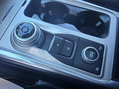 Used 2022 Ford Explorer Limited w/ Equipment Group 301A image 25