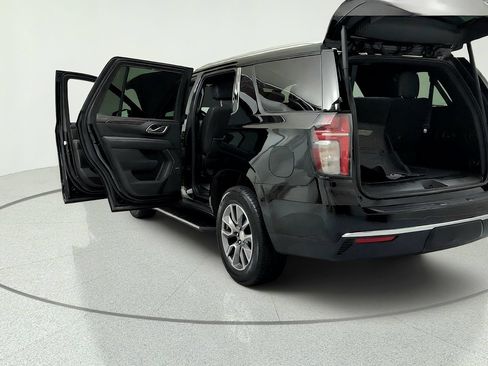 Used 2023 Chevrolet Tahoe LT w/ Luxury Package AWD/4WD image 11