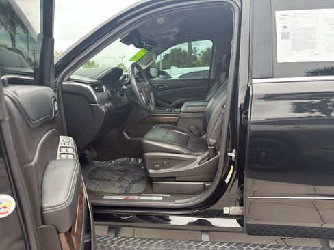 Used 2017 Chevrolet Tahoe LT w/ Luxury Package AWD/4WD image 20