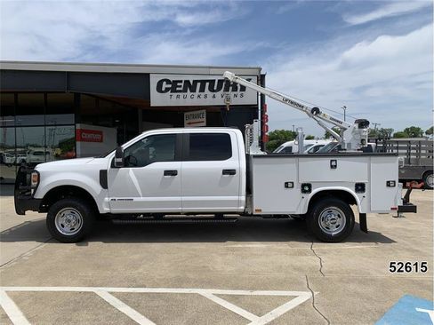 Used 2022 Ford F350 XL w/ Power Equipment Group AWD/4WD image 6