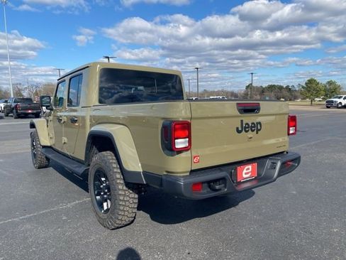 New 2026 Jeep Gladiator Sport AWD/4WD image 5
