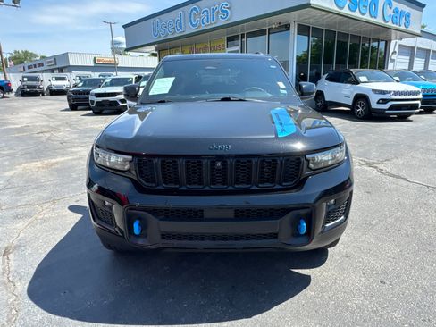 Used 2023 Jeep Grand Cherokee Trailhawk AWD/4WD image 2