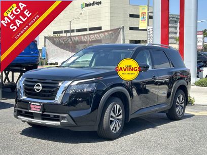 Certified 2025 Nissan Pathfinder SL
