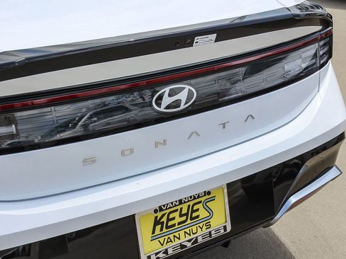 Certified 2025 Hyundai Sonata SEL FWD image 14