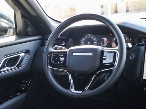 New 2026 Land Rover Range Rover Velar Dynamic SE image 17