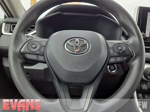 Certified 2025 Toyota RAV4 XLE AWD/4WD image 13