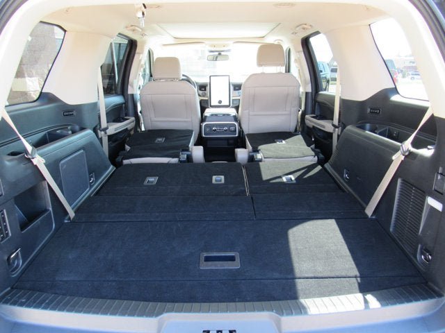 Used 2023 Ford Expedition Limited AWD/4WD image 49