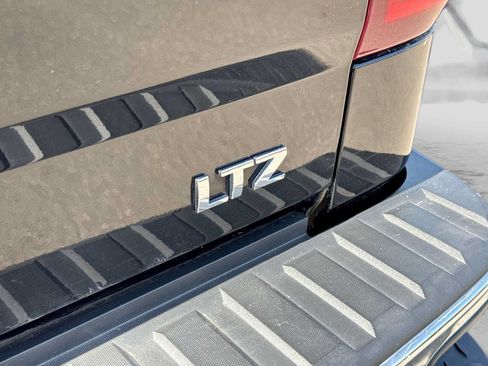 Used 2017 Chevrolet Silverado 1500 LTZ w/ Sport Package AWD/4WD image 23