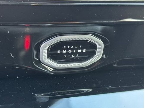 New 2026 Jeep Grand Cherokee Limited w/ Limited Altitude Package AWD/4WD image 22