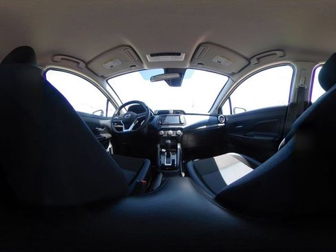 Used 2025 Nissan Versa SV FWD image 42