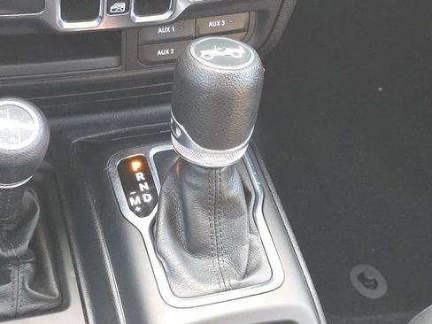 Used 2019 Jeep Wrangler Unlimited Sport S AWD/4WD image 15