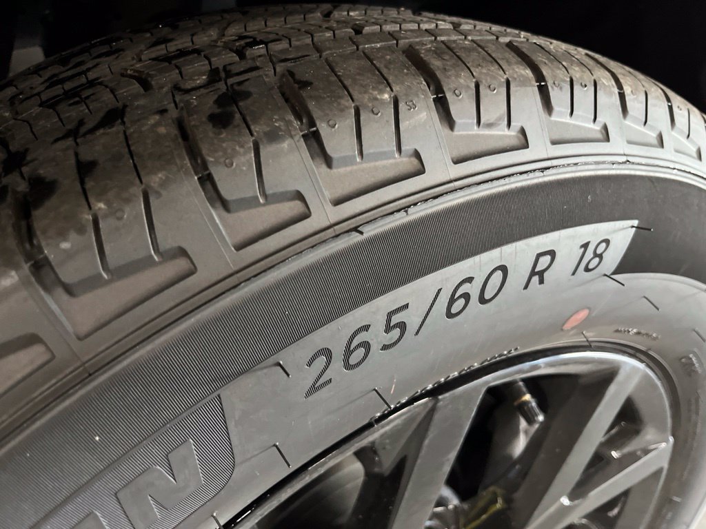 New 2026 Jeep Grand Cherokee Altitude AWD/4WD image 14