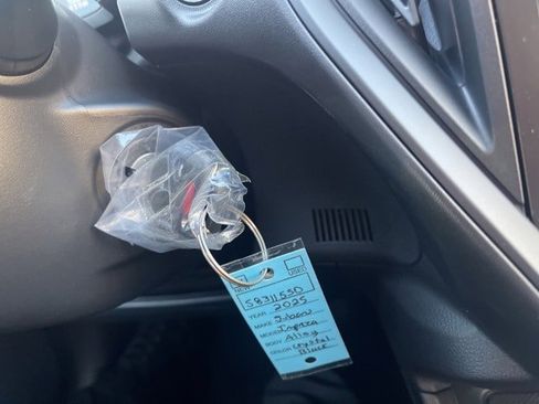 New 2025 Subaru Impreza 2.0i image 19