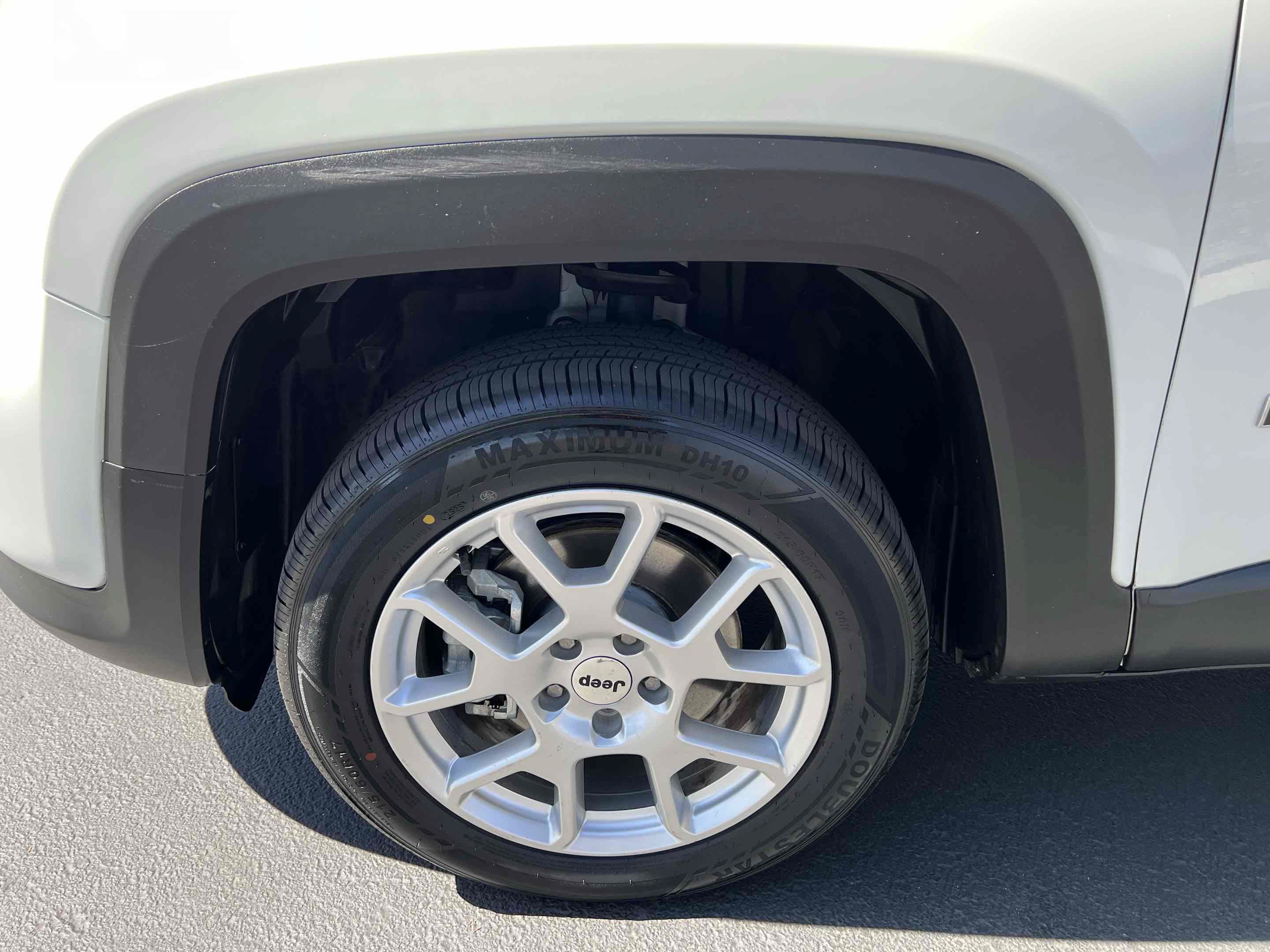 Used 2022 Jeep Renegade Latitude AWD/4WD image 72