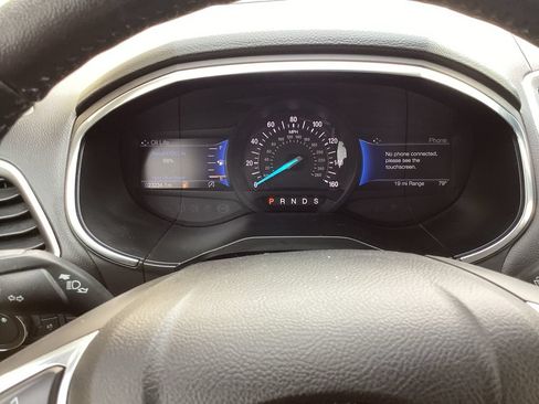 Used 2021 Ford Edge Titanium AWD/4WD image 14