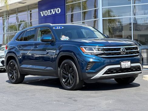 Used 2021 Volkswagen Atlas Cross Sport SE FWD image 7