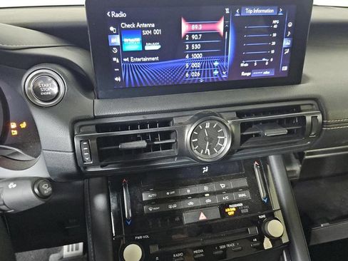 Used 2023 Lexus IS 500 RWD image 10