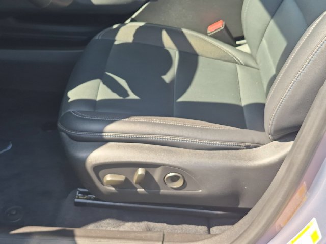 Used 2024 Chevrolet Equinox EV LT FWD image 14