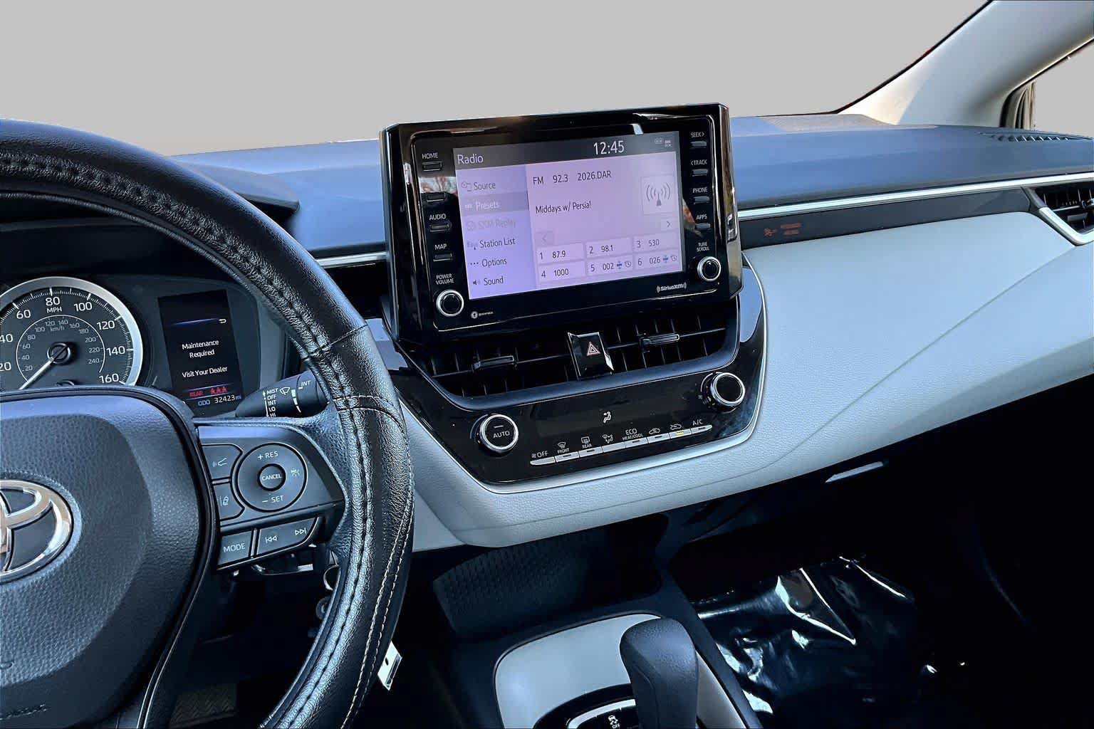 Used 2022 Toyota Corolla LE w/ Carpet Mat Package (TMS) FWD image 7